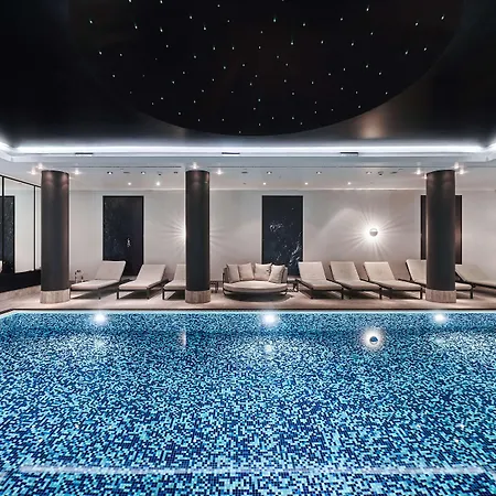 Radisson Collection Hotel,