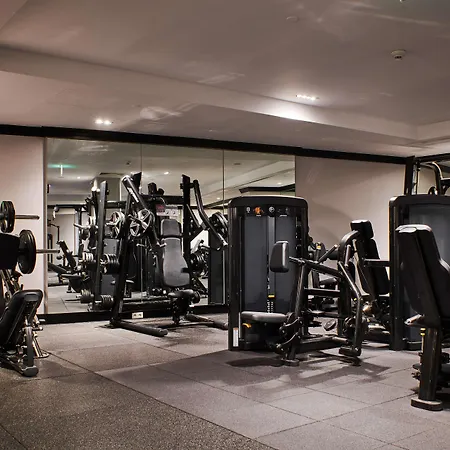 Radisson Collection Hotel, Hotel