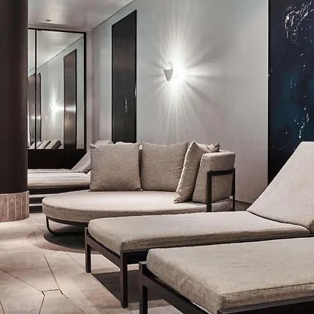 Radisson Collection Hotel,