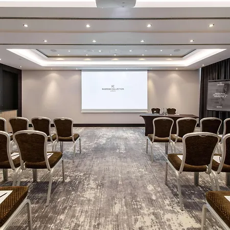 Radisson Collection Hotel, Hotel Warszawa