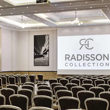 Radisson Collection Hotel, Hotel