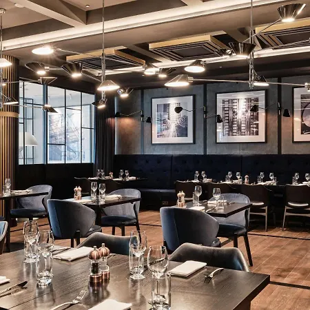 Ξενοδοχείο Radisson Collection Hotel, 5*