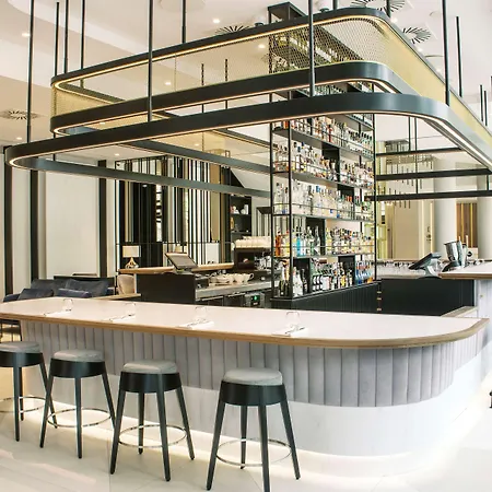 Radisson Collection Hotel, 5*