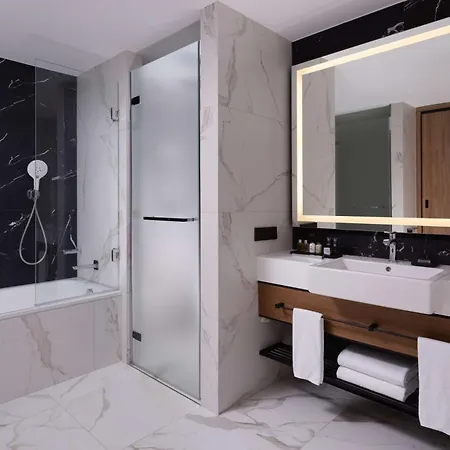 فندق Radisson Collection Hotel, 5*