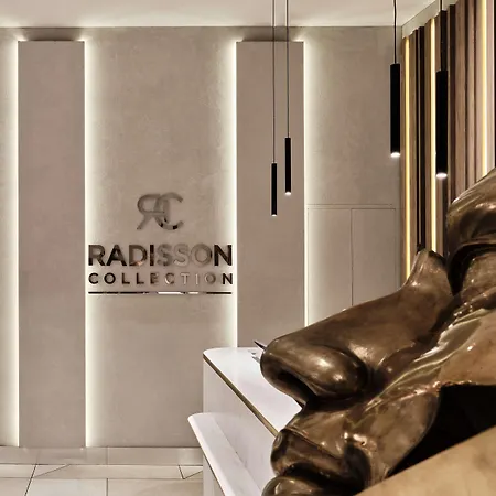 Radisson Collection Hotel, Szálloda 5*