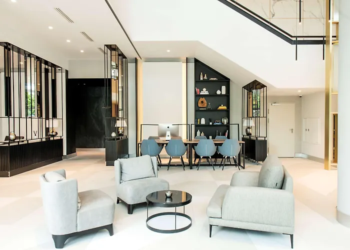 Radisson Collection Hotel, Hotel Varsavia