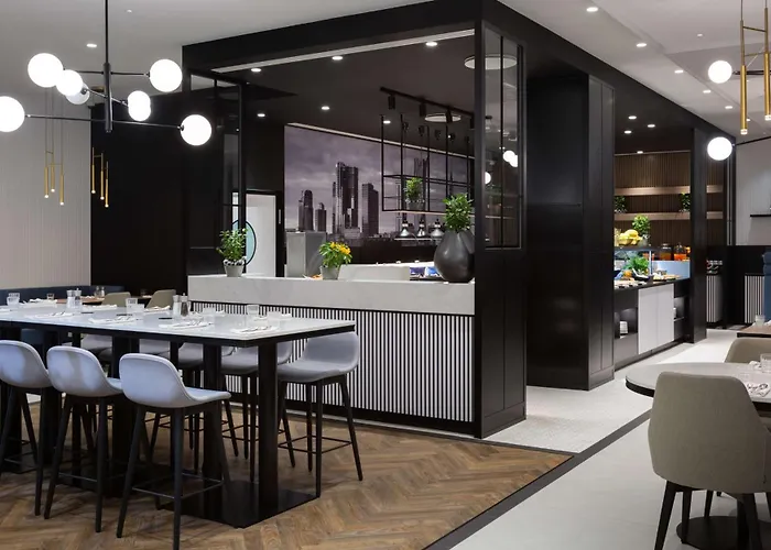 Radisson Collection Hotel, Hotel Varsavia