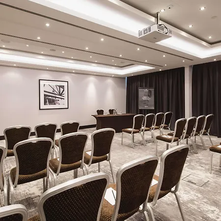 فندق Radisson Collection Hotel,