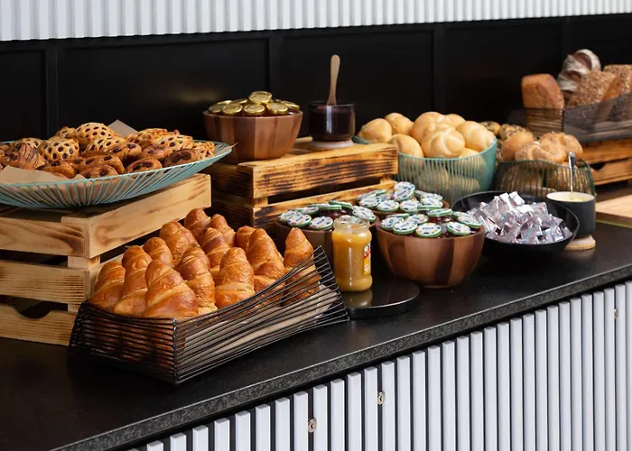 Radisson Collection Hotel, 5* Warschau