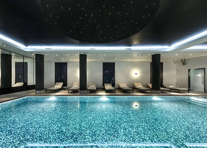 Radisson Collection Hotel, 5*