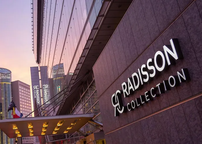 Radisson Collection Hotel, 5* Warschau