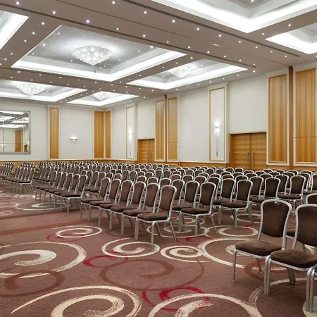 Radisson Collection Hotel, Отель