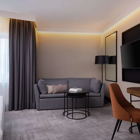 Radisson Collection Hotel, Отель 5*